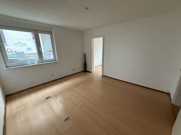 Erdgeschosswohnung in 51063 Köln mit 66 m² kaufen