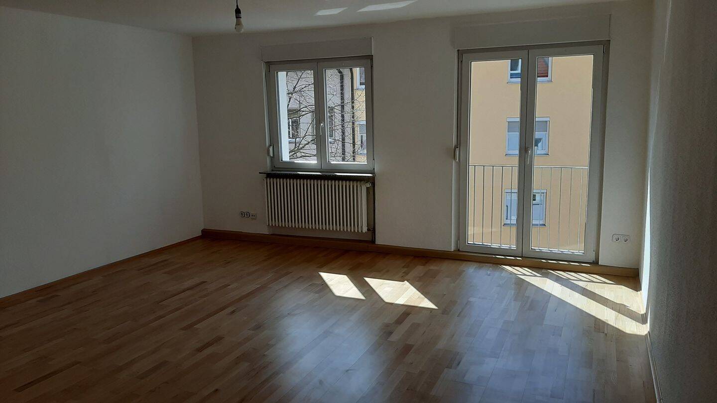 Gepflegte 3-Zimmer Wohnung in renoviertem Mehrfamilienhaus – Nürnberg – Vorschaubild 3