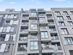 Die perfekte City-Wohnung: 2-Zimmer-Eigentumswohnung mit Balkon und Lift in Berlin Mitte