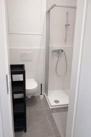 Mitten in STUTTGART ! Wunderschöne vollmöbilierte Studioapartments – 70190 Stuttgart – Vorschaubild 4