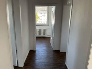 Schöne und einzugsbereite 3-Zimmer-Wohnung in Hagen Wehringhausen ab sofort frei! – 58089 Hagen – Vorschaubild 9