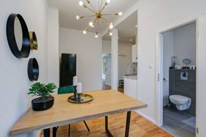 ? Clever geschnitten & ruhig gelegen! - Heller 2,5-Zi.-Altbau mit Balkon & Top-Bad in Reinickendorf – 13403 Berlin – Vorschaubild 5