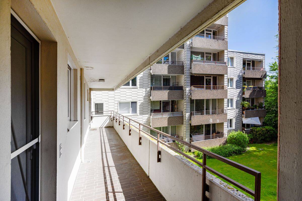 Im beliebten Sieker-Wohnpark! Chice 2-Zi.-Eigentumswhg. mit Loggia – Bielefeld – Vorschaubild 3