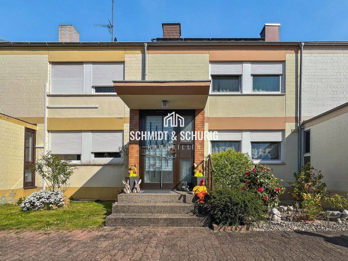 Vermietetes Reihenmittelhaus mit Garage in Blankenloch – Stutensee – Bild 1 von 9