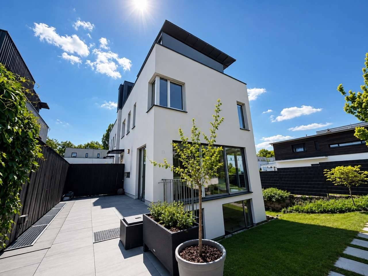 Exklusives Townhouse in Grunewald: 190 m² Wohnluxus mit 360°-Dachterrasse & separatem Zugang – Berlin – Bild 1 von 9