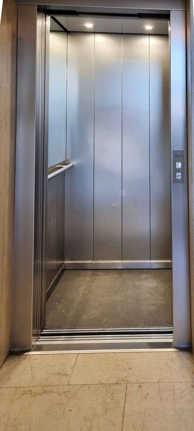 Sonnige Wohnung nähe BMW - 1,5 Zimmer mit gr. Balkon – München – Vorschaubild 9