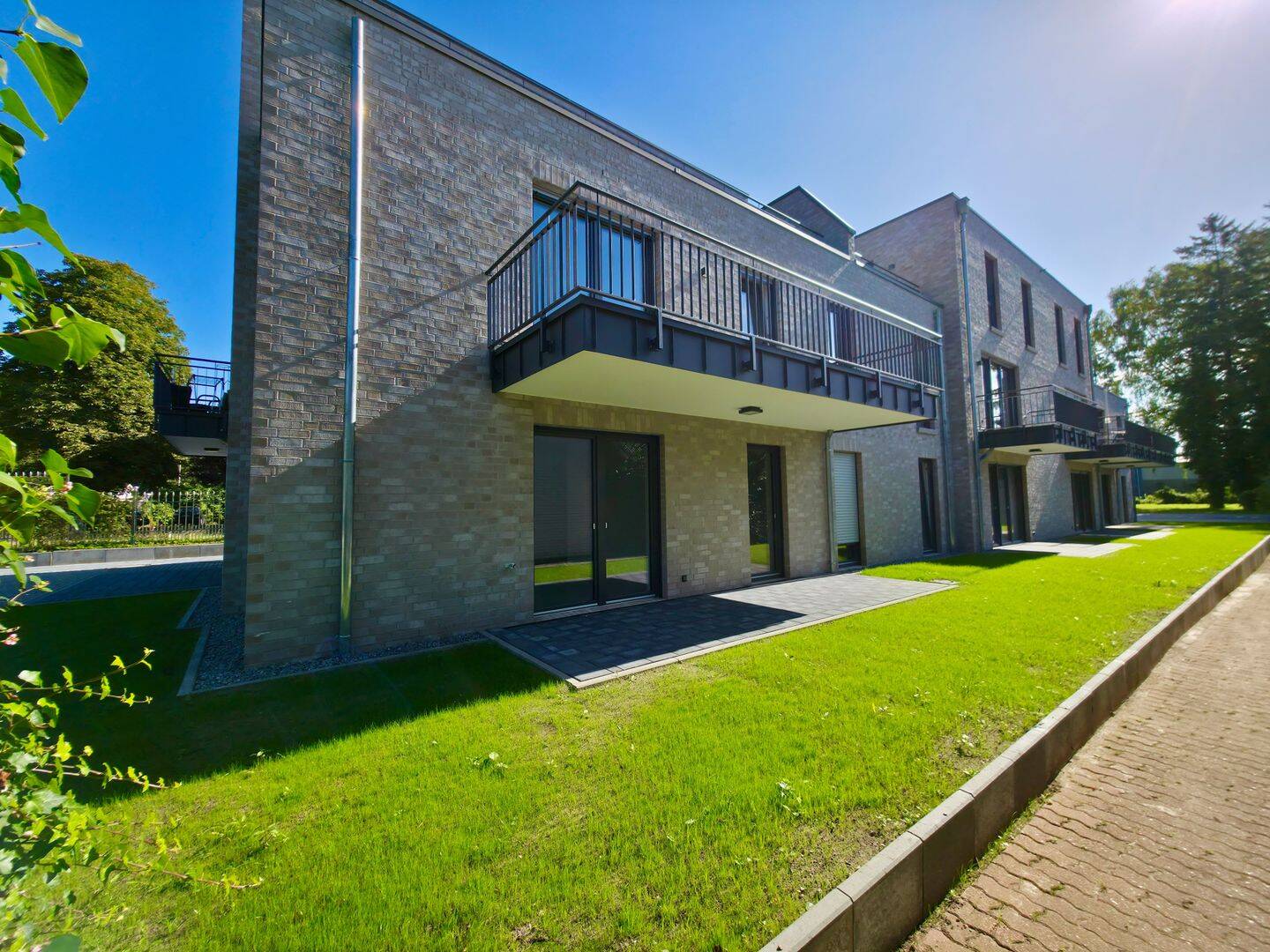 Neubau-Highlight in Schnelsen: Helle & hochwertige 3-Zimmer-Wohnung! – Hamburg – Vorschaubild 4