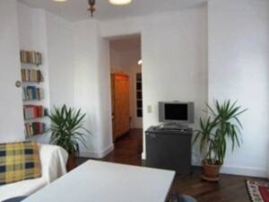 RUHIGE TERRASSENWOHNUNG - Schöne 3,5-Zi.Whg. in S-Ost, Waschmaschine - 3283 – 70184 Stuttgart – Vorschaubild 3