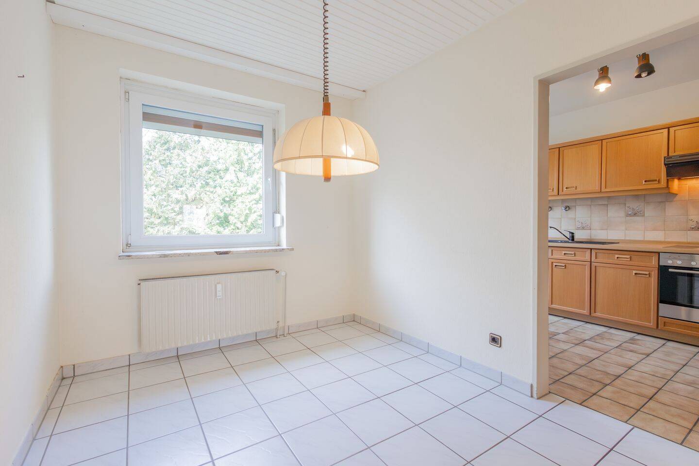 Großzügige Eigentumswohnung mit Balkon und Stellplatz in ruhiger, zentraler Lage von Büdelsdorf – Büdelsdorf – Vorschaubild 8