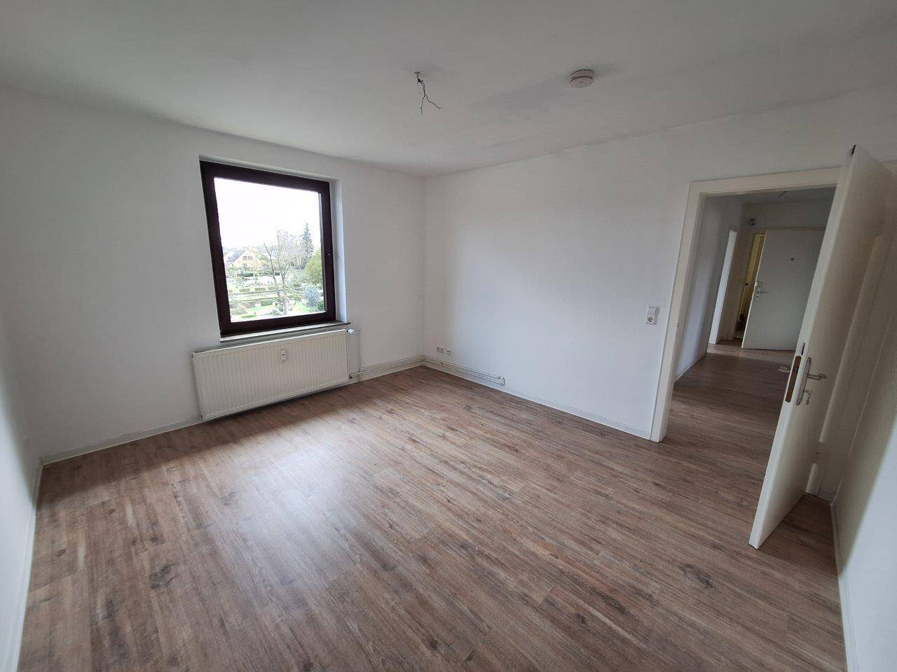 3 Raum Wohnung mit Balkon, hell und freundlich