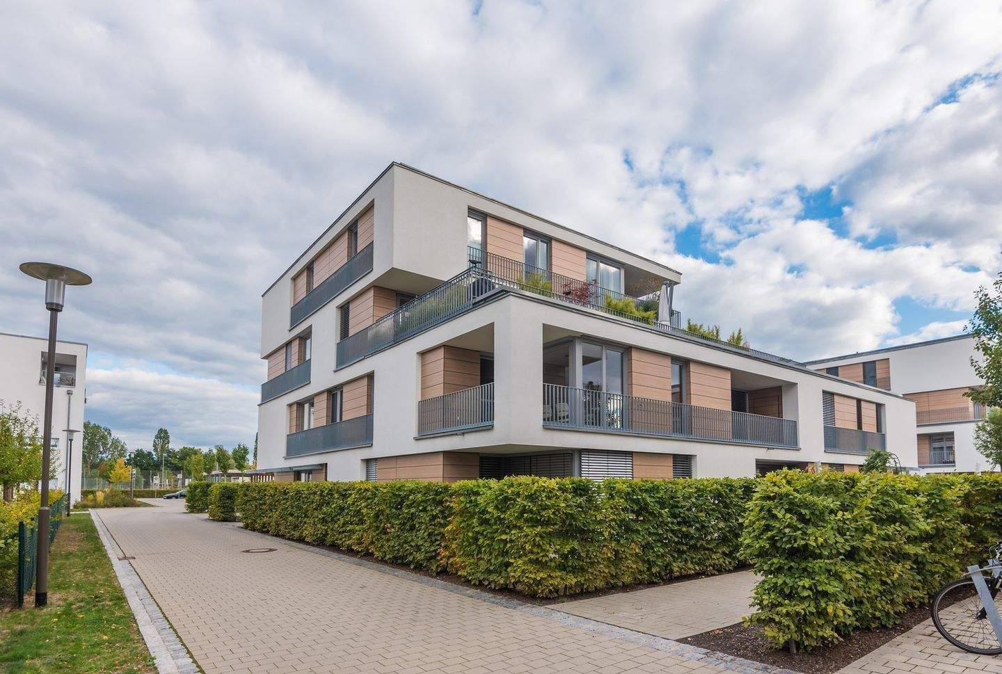 PENTHOUSE | Luxus trifft Lage - stilvolle Eigentumswohnungen in parkähnlicher Umgebung | LIFT - PARKETT - KFW 40 – Leipzig – Vorschaubild 2
