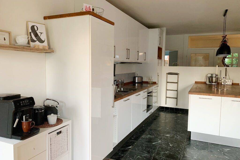 Topzentral gelegenes, modernisiertes Einfamilienhaus mit Garage auf schönem Gartengrundstück – Cloppenburg – Vorschaubild 6