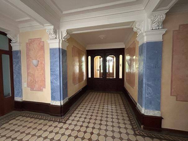 Stilvolle 5-Zimmer-Wohnung in historischer Villa mit Denkmalschutz auf großem Erbpachtgrundstück – Schopfheim – Vorschaubild 4