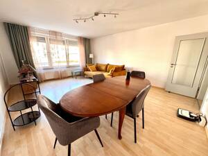KL-City - Großzügige, teilmöblierte 3-Zimmerwohnung mit Balkon und EBK