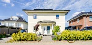 Sonnige Gartentage im jungen Einfamilienhaus mit Familienformat – 12623 Berlin – Vorschaubild 2