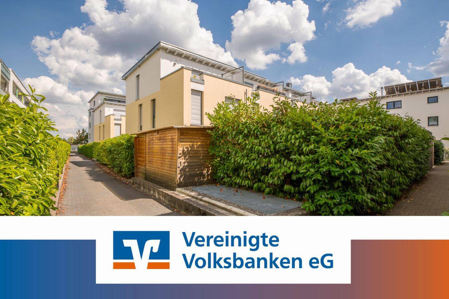 Stilvoll wohnen mit Komfort - hochwertiges Reihenmittelhaus mit Dachterrasse, Garten und zwei Tiefgaragenstellplätzen