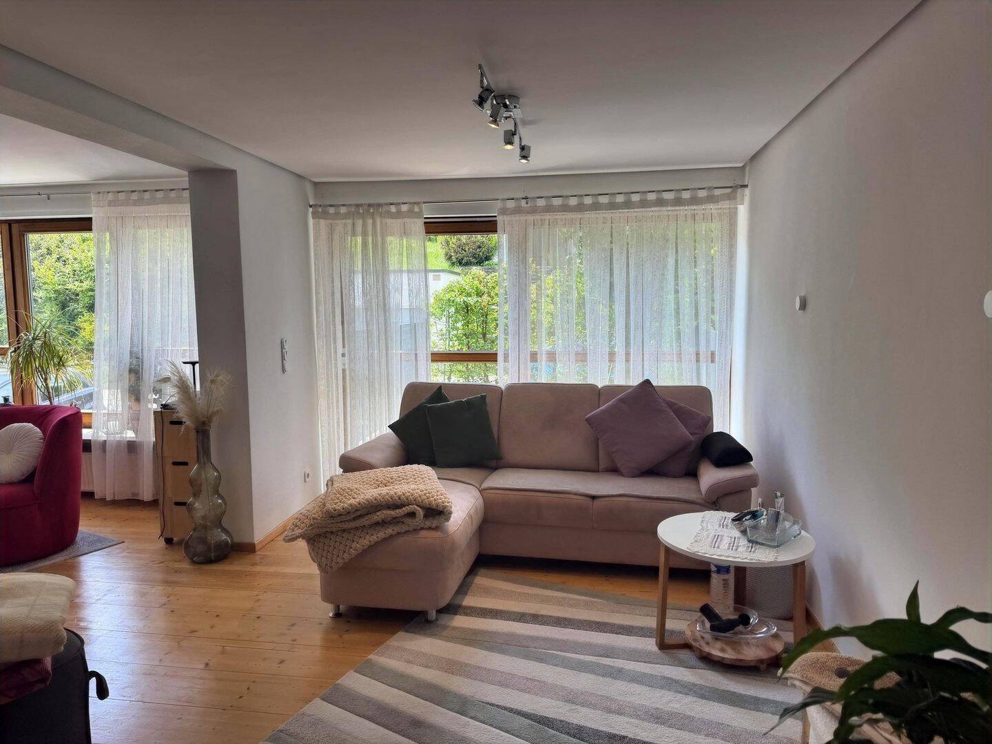 Attraktives Zweifamilienhaus mit zwei großzügigen Maisonette-Wohnungen in ruhiger Lage – Schorndorf – Vorschaubild 6