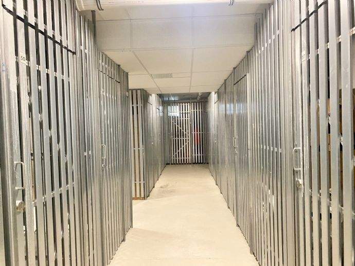 TOP MODERNE UND VOLL MÖBLIERTE 1 ZIMMER WOHNUNG MIT EINBAUKÜCHE IM HERZEN VON ERLANGEN – Erlangen – Vorschaubild 9