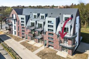 Erstbezug: Stilvolle Obergeschosswohnung mit großem Balkon in Hamburg-Poppenbüttel – 22399 Hamburg – Vorschaubild 2