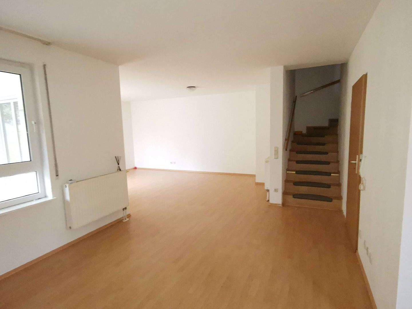 *HOMEOFFICE o. PENDELN nach *REGENSBURG*NEUMARKT*NÜRNBERG* 5 Zi.* 2 BÄDER* EINBAUKÜCHE* GARTEN* – Hohenfels – Vorschaubild 9