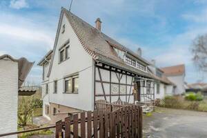 Fachwerkhaus mit großem Grundstück in Stuttgart-Büsnau - ruhig & viel Potenzial – 70569 Stuttgart – Vorschaubild 3