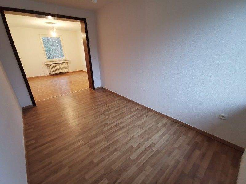 Wer will mich!? Günstig geschnittene 3-Zimmer-Wohnung – Gelsenkirchen – Vorschaubild 4