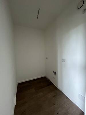 Barrierefreie 1-Raum-Wohnung mit bodengleicher Dusche und großem Balkon – 7549 Gera – Vorschaubild 6