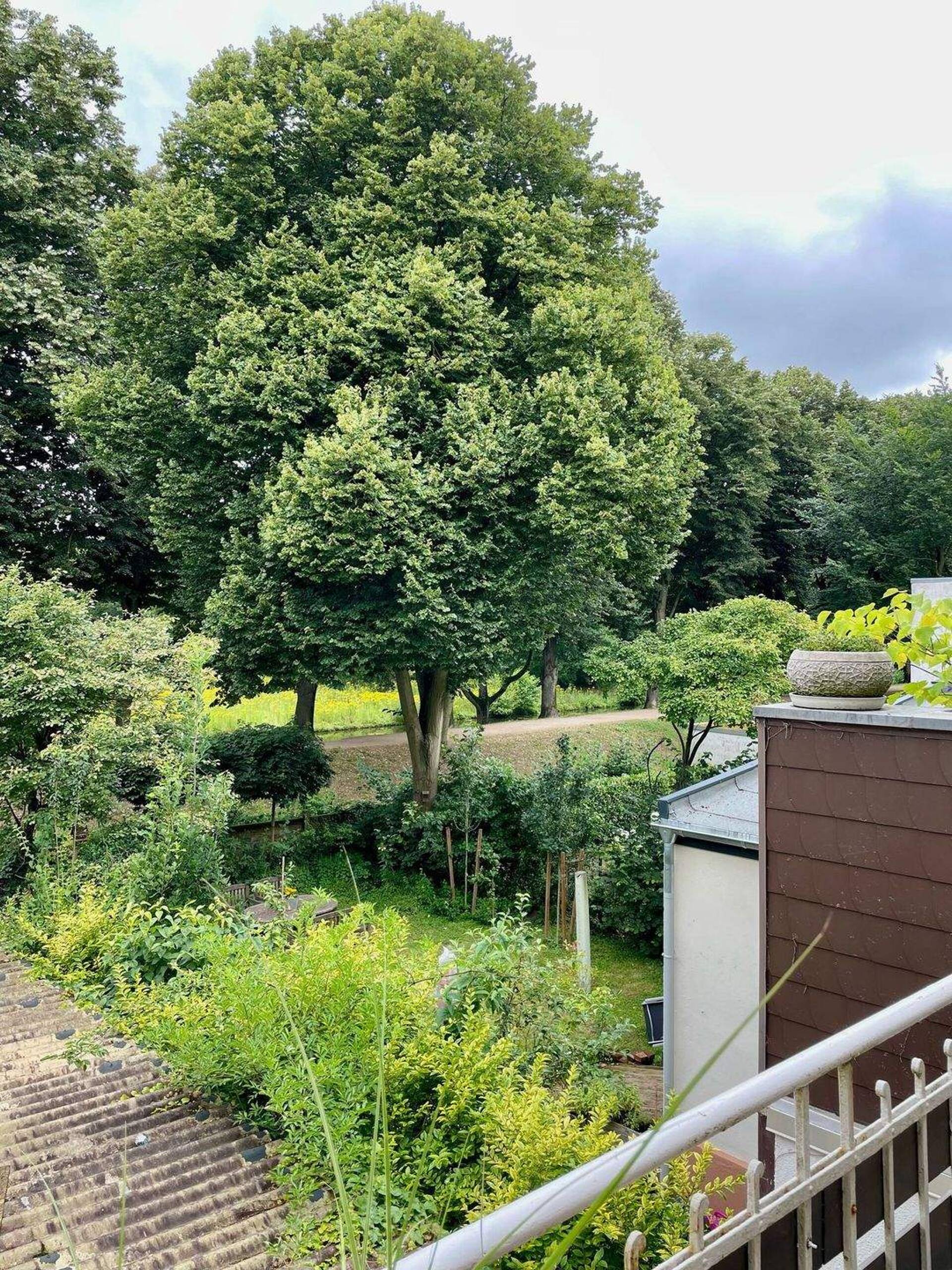 Mehrfamilienhaus in 47441 Moers mit 201 m² kaufen