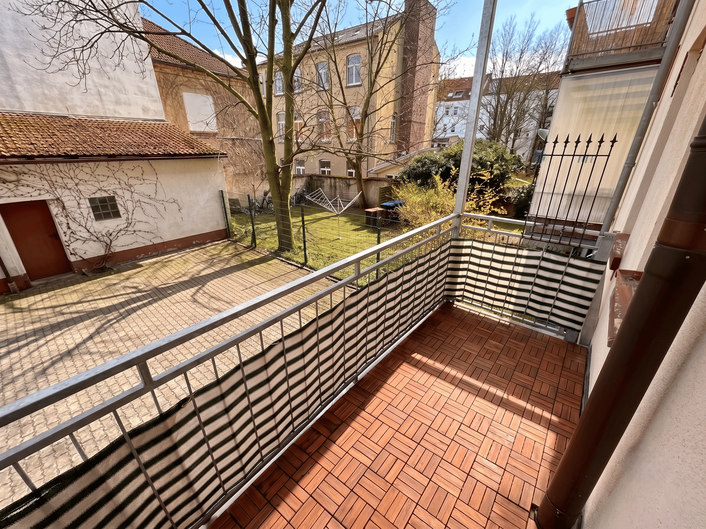 Für das Alter oder Kapitalanlage: Wohnen im Hochparterre in Gohlis-Süd mit Südbalkon, 3-Zimmer-Wohnung – Leipzig – Vorschaubild 2