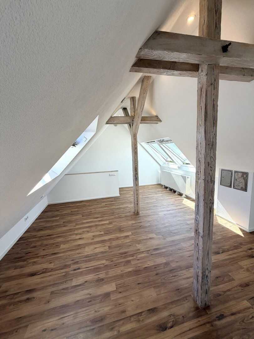 Über den Dächern des Lehenviertels in Suttgart Süd - moderne offene Dachwohnung – Stuttgart – Vorschaubild 6
