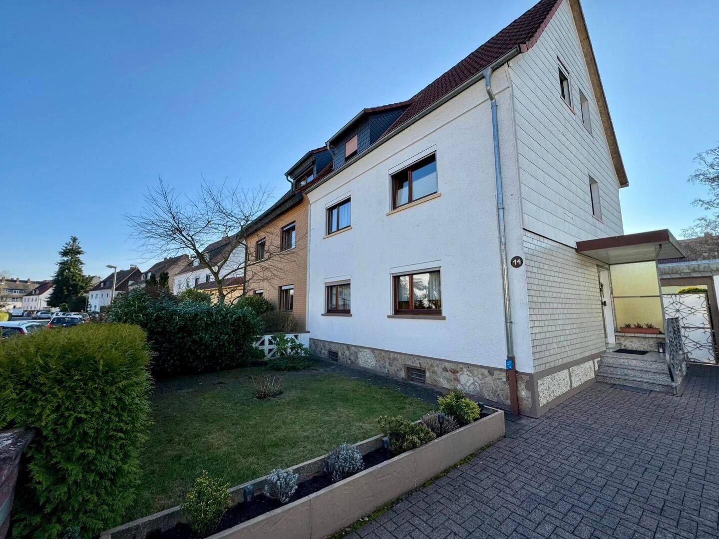 1-2 Familienwohnhaus als DHH mit Garage - Tümpelgarten – Hanau – Vorschaubild 2