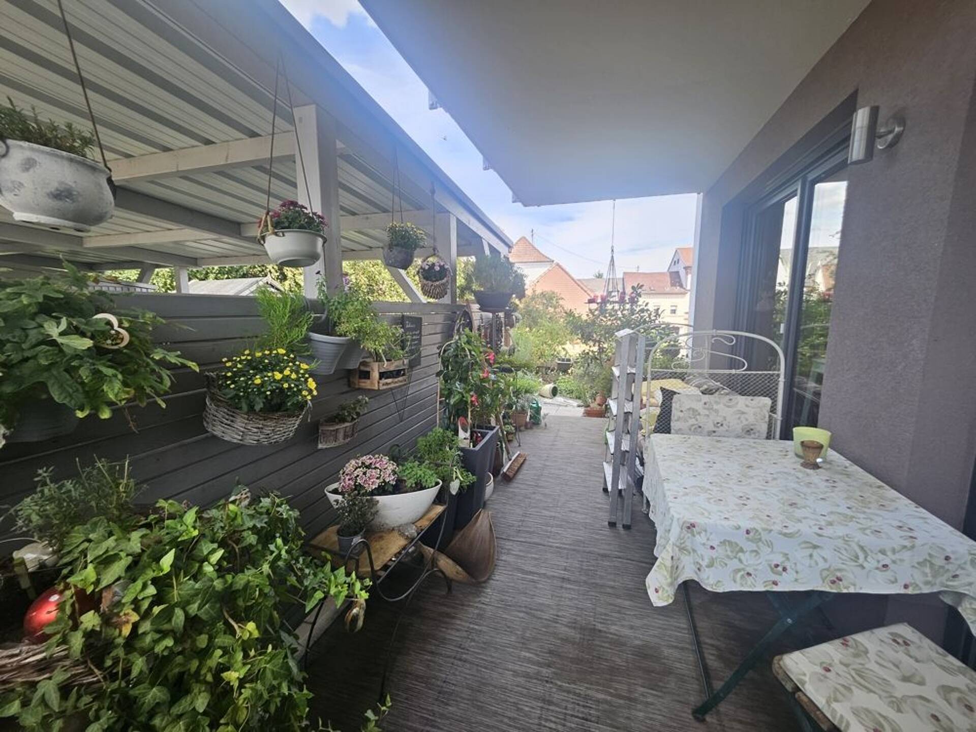Erdgeschosswohnung in 67480 Edenkoben mit 94 m² kaufen