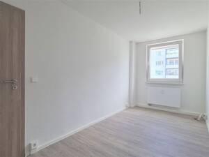 ** Erstbezug ** ruhiges Wohnen mit Weitblick – 9228 Chemnitz – Vorschaubild 7
