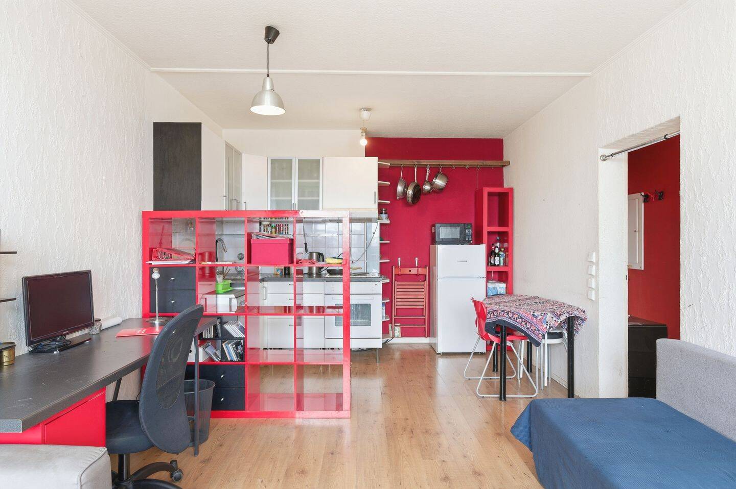Über den Dächern von Berlin-Mitte: 2-Zimmer-Wohnung mit eindrucksvollem Stadtpanorama – Berlin – Vorschaubild 2