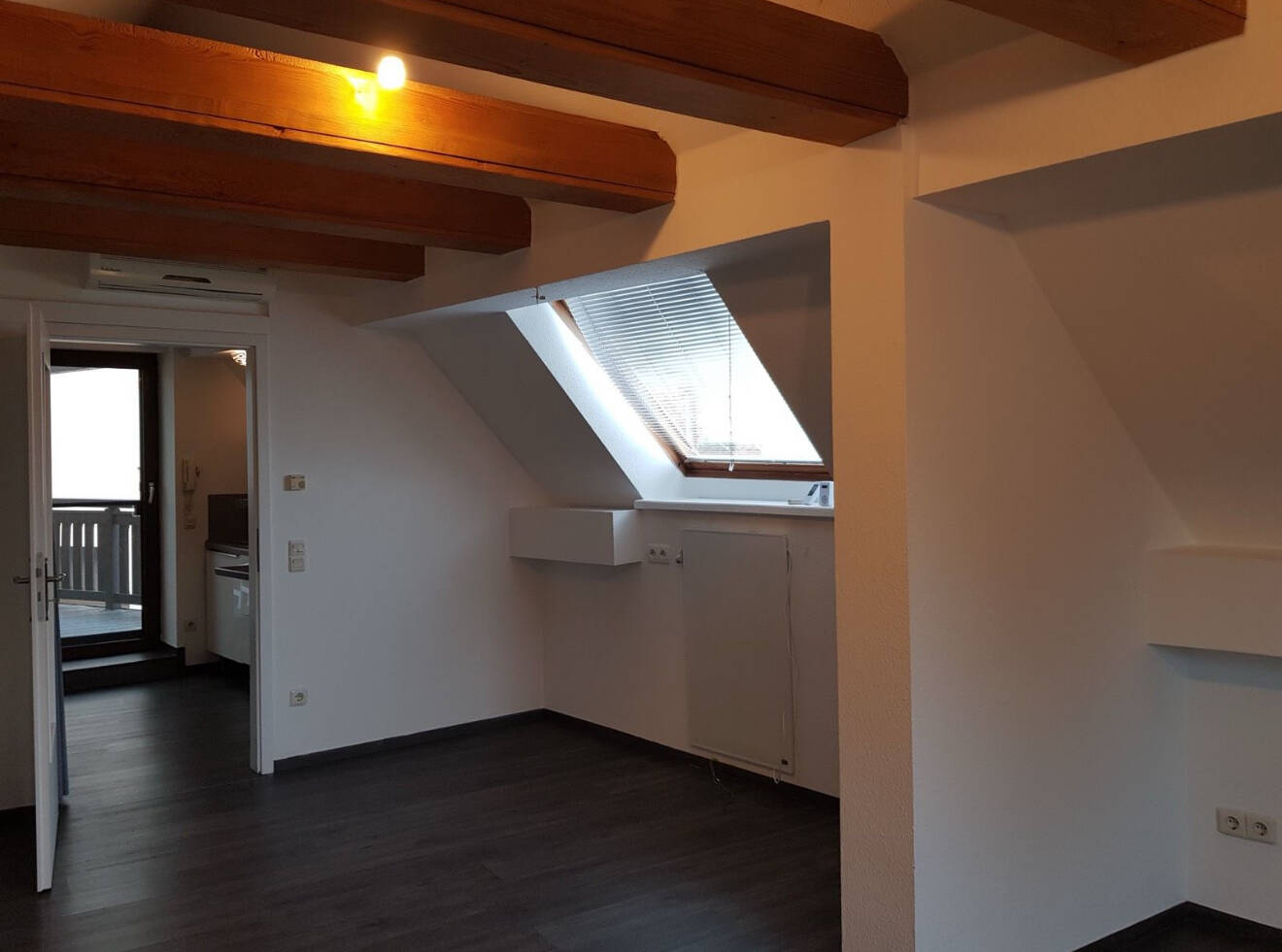KAPITALANLAGE o. EIGENBEDARF: Zentral gelegenes Stadthaus in Roth - Wohn- und Gewerbeeinheit – Roth – Bild 1 von 9