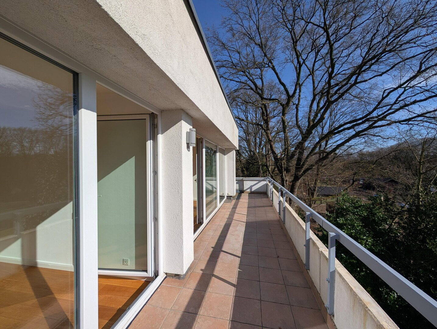 PROVISIONSFREI | Erstbezug nach Modernisierung: Penthouse Wohnung inkl. Tiefgaragenstellplatz – Hamburg – Vorschaubild 6