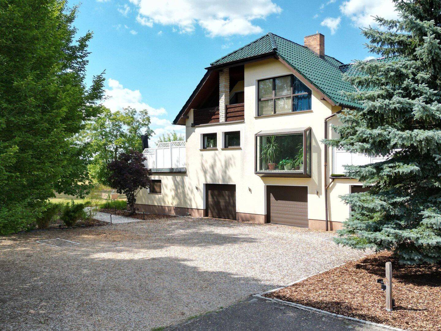 NEU! Ikonische Landhaus Villa, Einliegerwhg, Bauland & mögl. Grundstückserweiterung – Kremmen – Vorschaubild 4