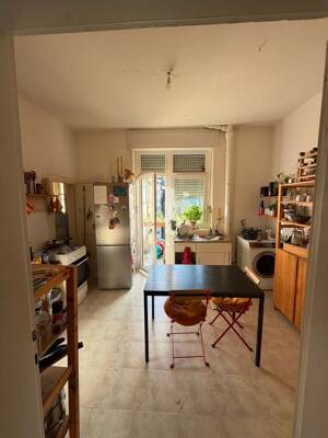 Möbliertes Zimmer in 4er WG direkt am Hauptbahnhof ab Oktober verfügbar – 76137 Karlsruhe – Vorschaubild 6