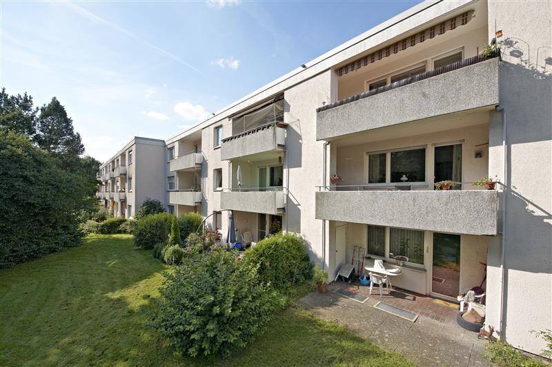 Neu renovierte EG-Wohnung mit Terrasse
