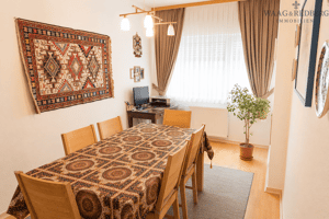 Perfektes Domizil für die ganze Familie mit Traumgarten - Zeilsheim – 65931 Frankfurt am Main – Vorschaubild 7