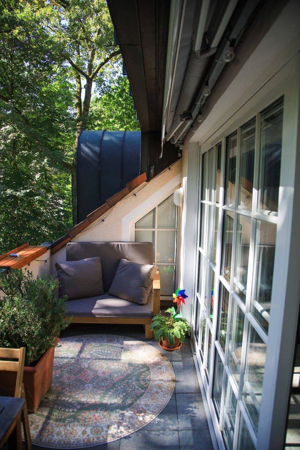 Möblierte 3-Zimmer-Wohnung (113 m²) mit Garten & Süd-Loggia + Carport – Bergkirchviertel – 1 Jahr befristet – Erlangen – Vorschaubild 5