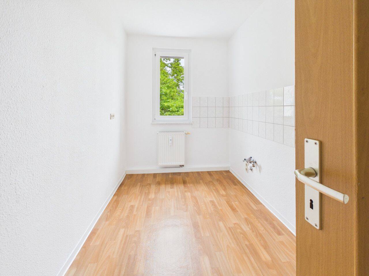 2-Raum-Wohnung mit Balkon auf dem Sonnenberg – Chemnitz – Vorschaubild 2