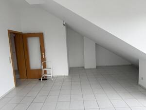 Dachgeschoßwohnung mit Südbalkon in kleiner Wohneinheit von Erbach-Ersingen – 89155 Erbach – Vorschaubild 7