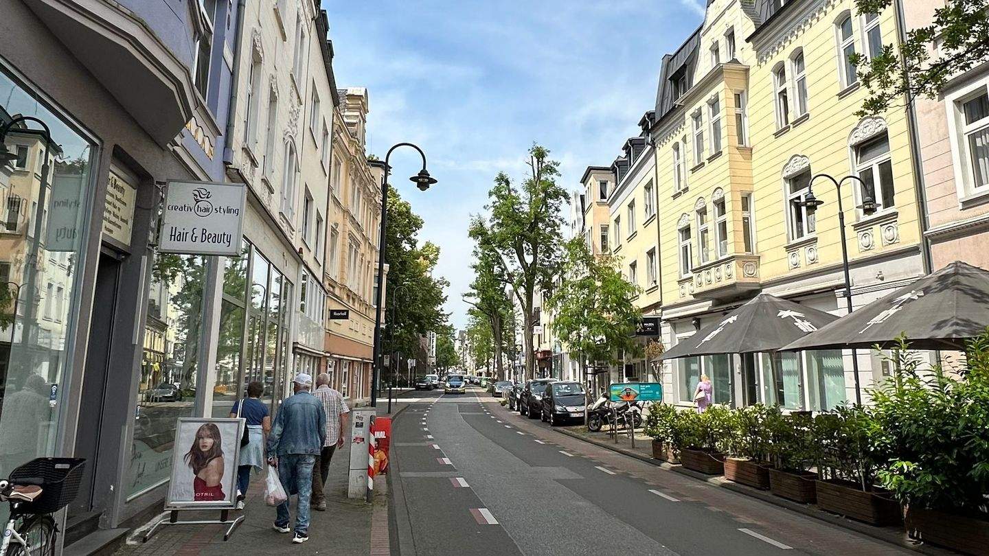 4,59 % Renditepotenzial! Top-Lage im Zentrum: Wohn- und Geschäftshaus mit guter Grundsubstanz!