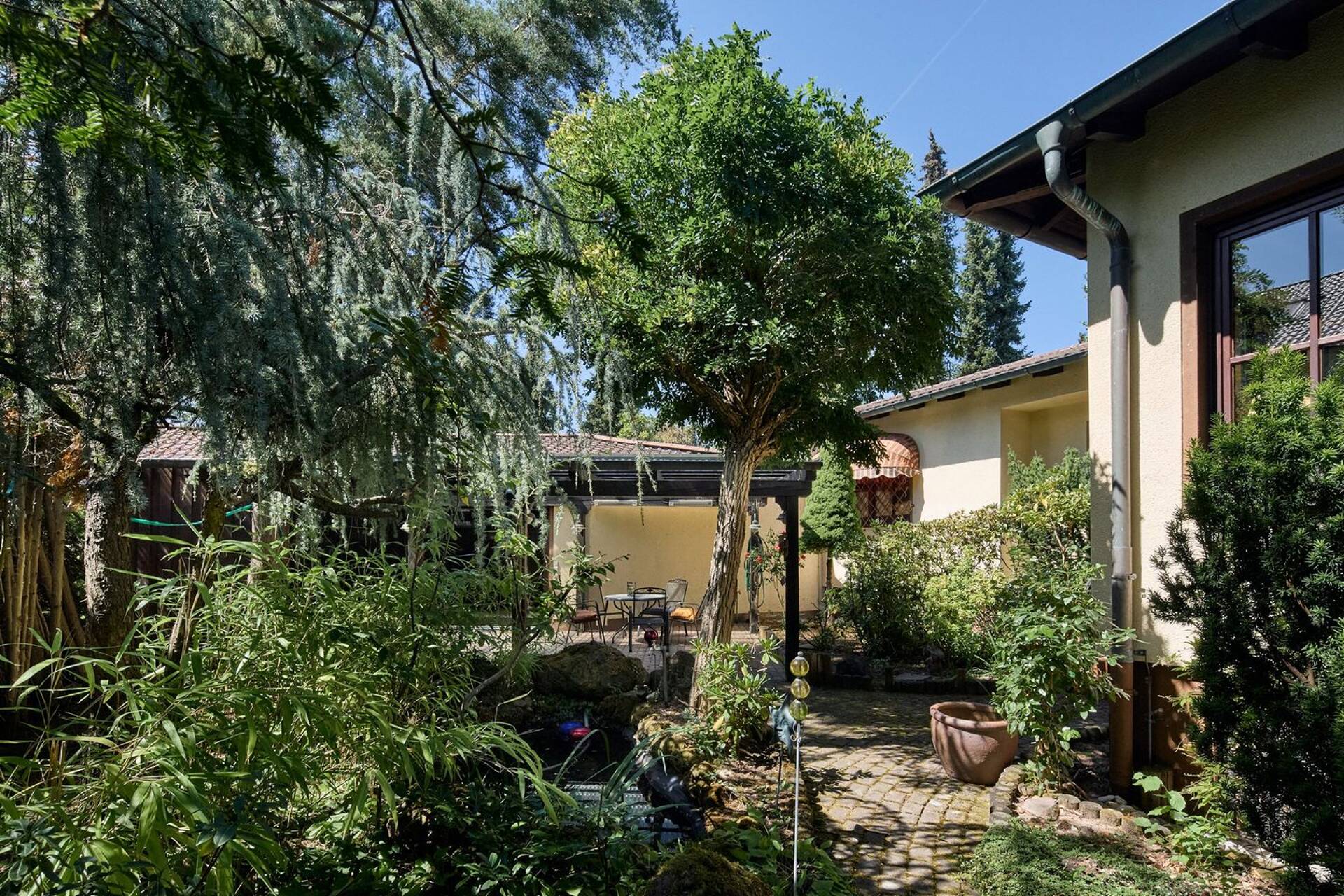 Haus in 91054 Erlangen mit 192 m² kaufen