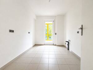 Sofort verfügbare Familienfreundliche 3-Zimmer-Wohnung mit Aufzug und Tiefgarage – 4157 Leipzig – Vorschaubild 4
