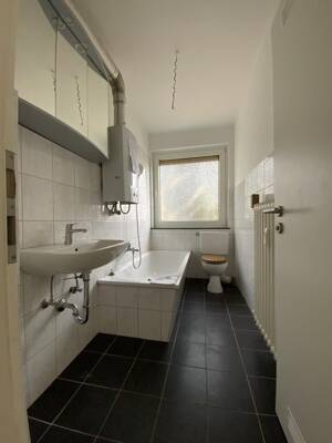 Demnächst frei! 3-Zimmer-Wohnung in Remscheid Lennep – 42897 Remscheid – Vorschaubild 3