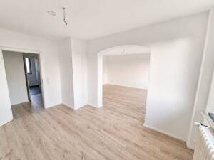 3-Zimmer-Wohnung mit Balkon und Einbauküche in Kassel-Harleshausen – 34128 Kassel – Vorschaubild 3