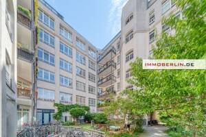 IMMOBERLIN.DE - Exquisite Altbauwohnung mit Balkon, Loftambiente & Lift an der Spree – 10997 Berlin – Vorschaubild 4