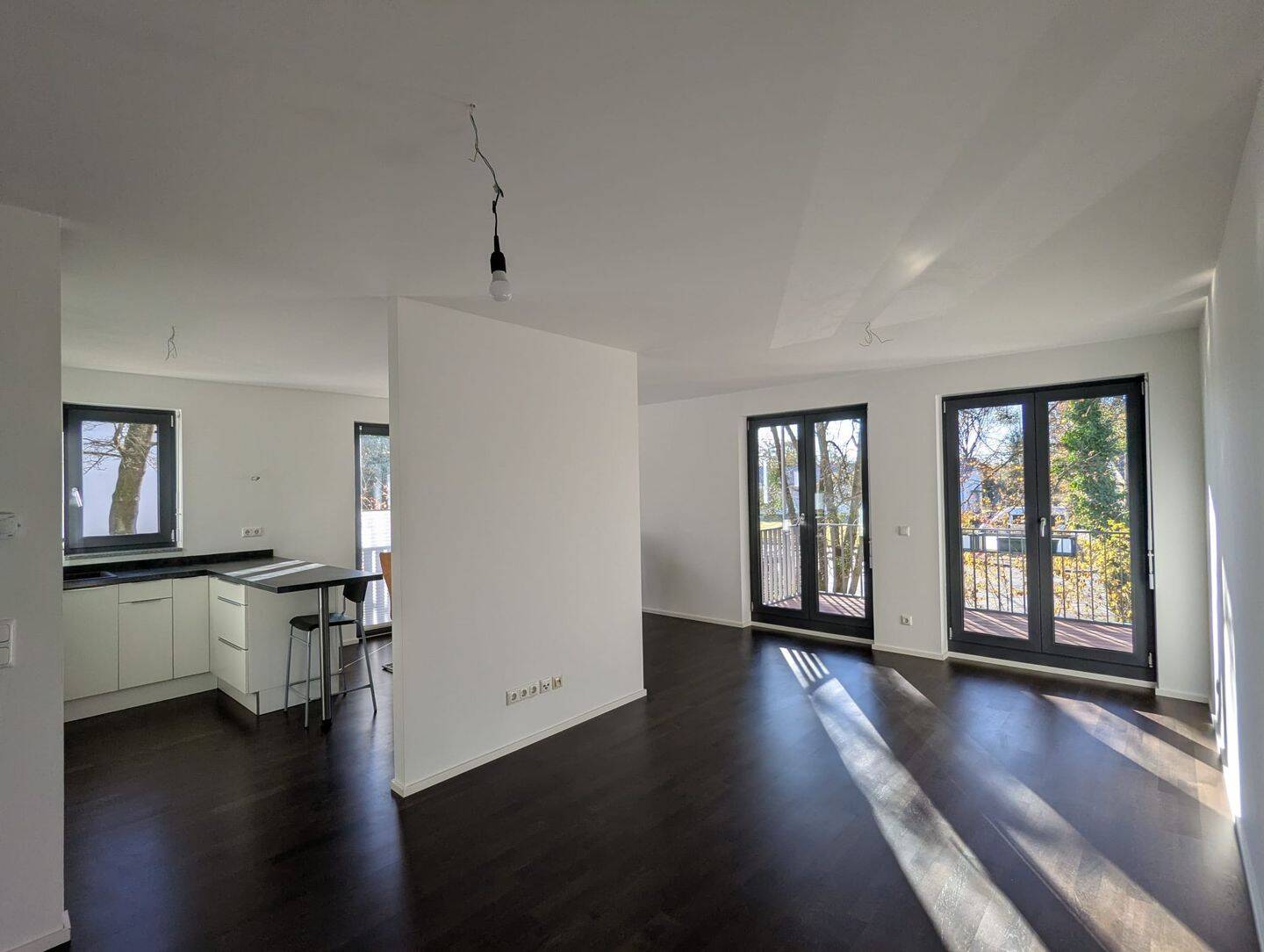 Exklusive 4-Zimmer Wohnung mit Balkon in München-Feldmoching – München – Vorschaubild 4